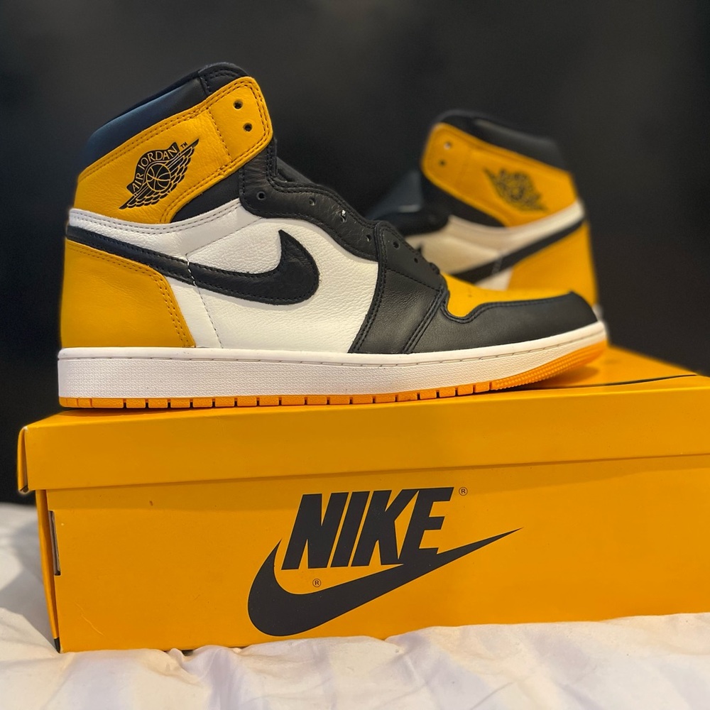 Air Jordan Retro 1 OG high taxi